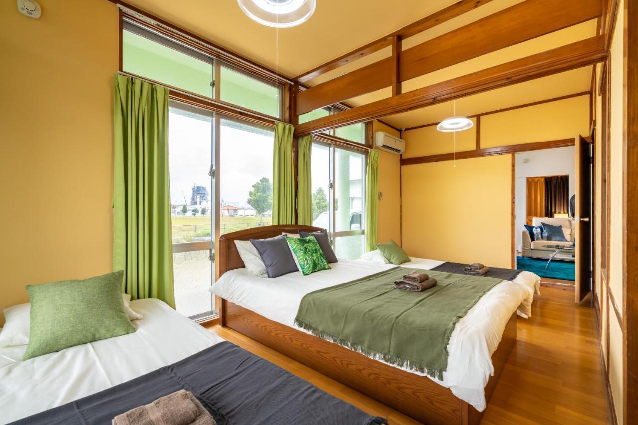 Deluxe Room 130平米 Urumahotel Luaran gambar